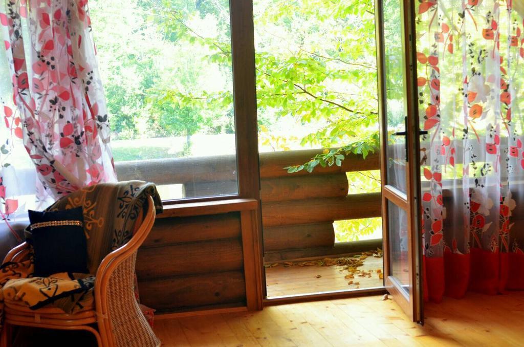 Rancho 555 ξενώνας Uzhhorod Εξωτερικό φωτογραφία